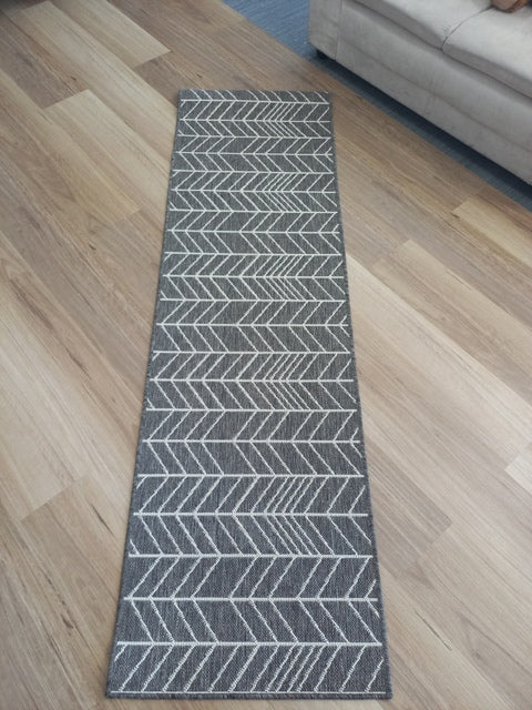 Flat-weave Gest Metal Herringbone Rubber Backed Floor Rugs Runner & Door Mats