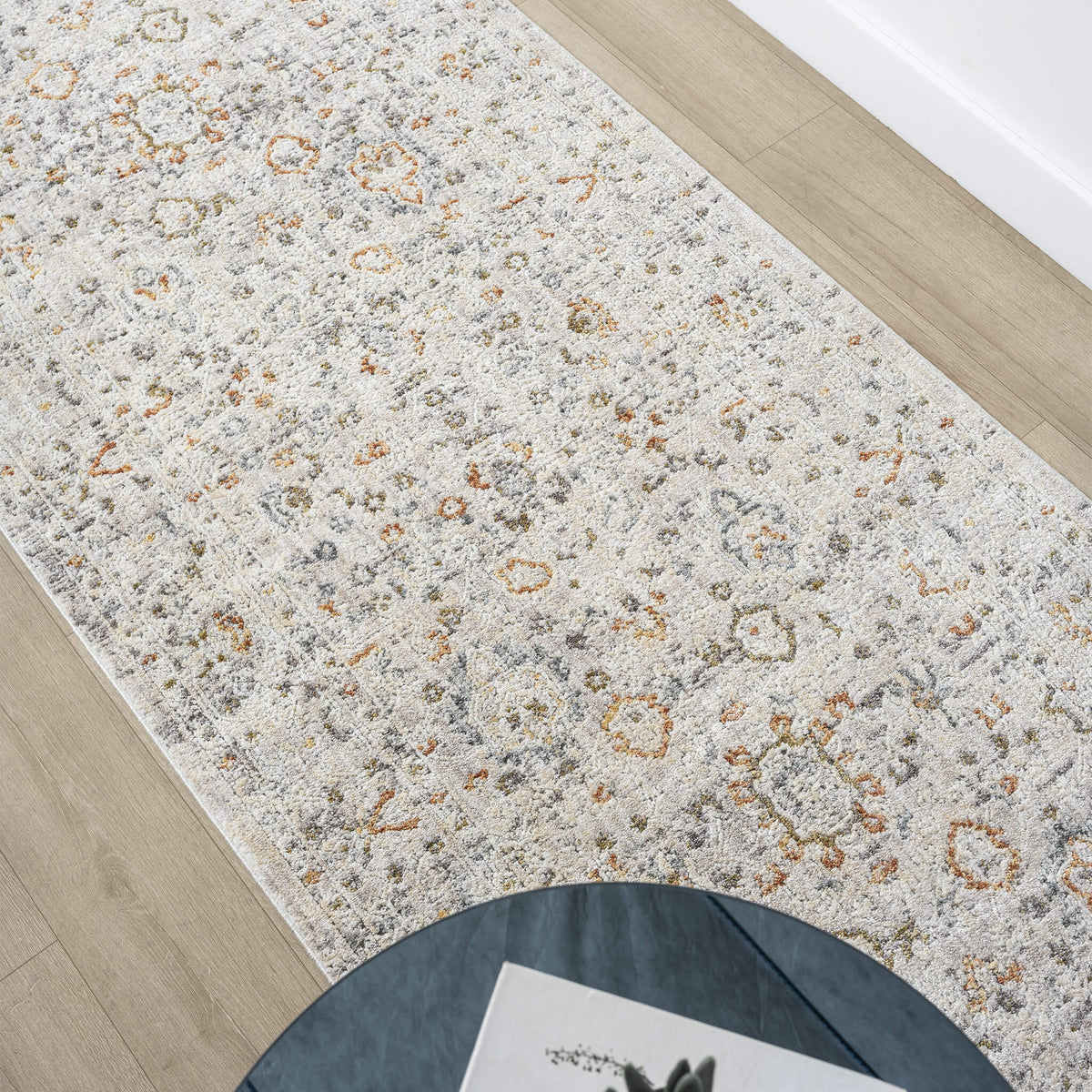 Adelia 638 Ivory Runner by the Metre