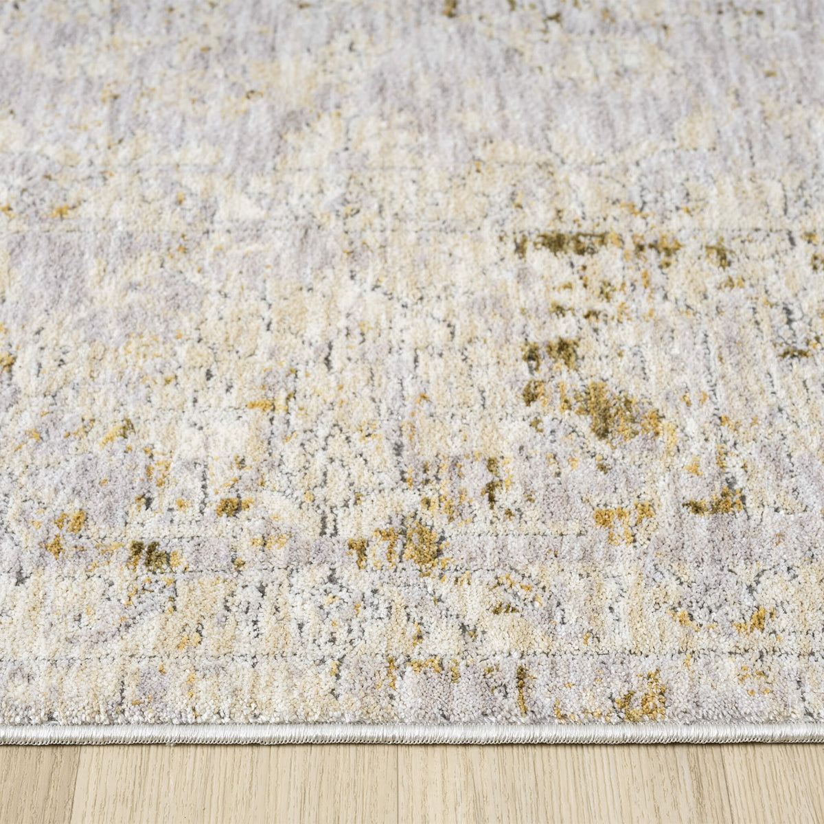 Adelia 645 Pearl Runner by the Metre