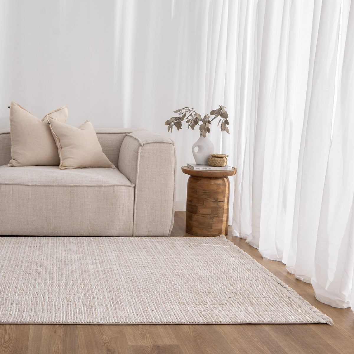 Berno Ivory Beige Loop Rug - B008