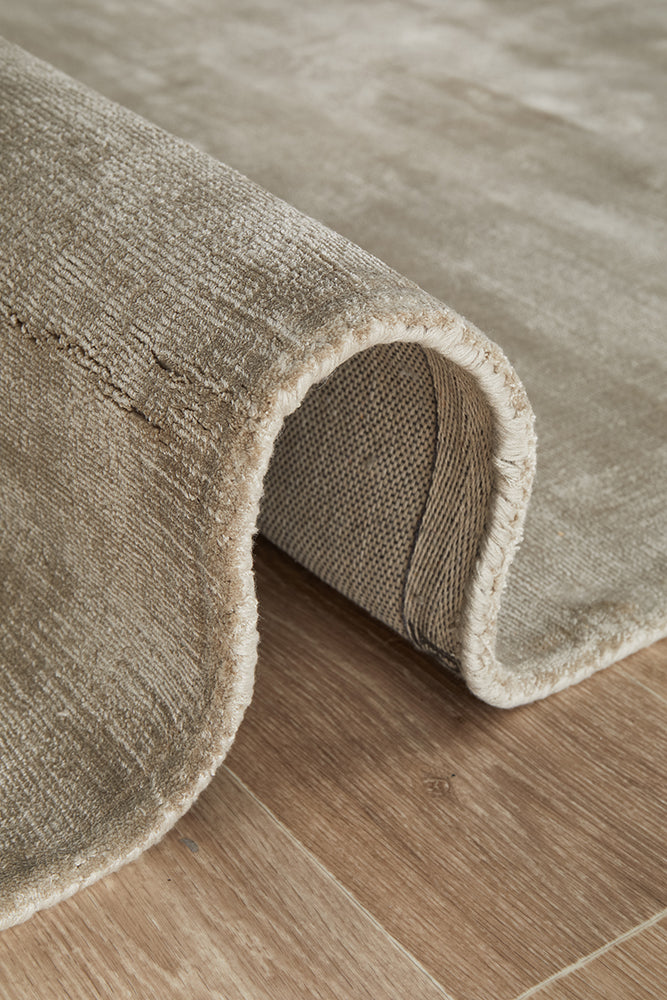 Bliss Oyster Rug