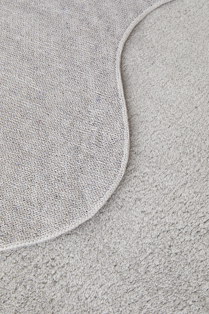 Evelyn Silver Rug