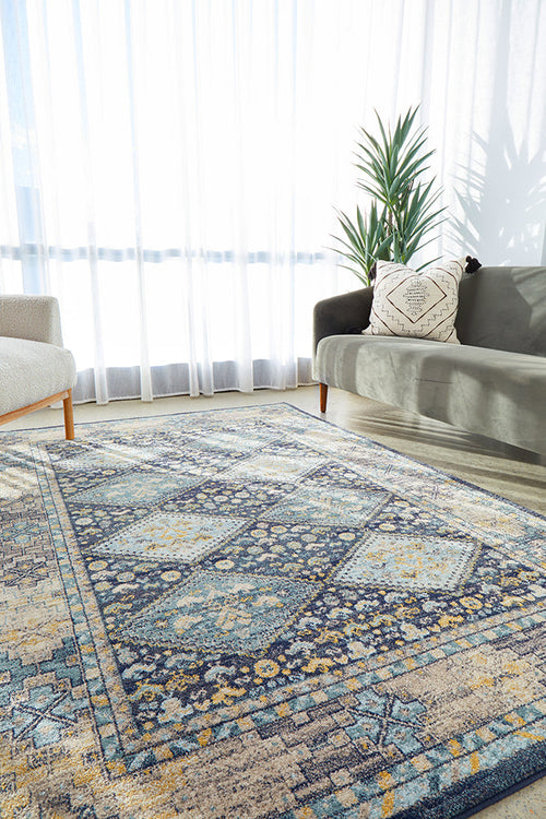 Antiqua 857 Navy Interlocking Diamond Polypropylene Rug & Runner