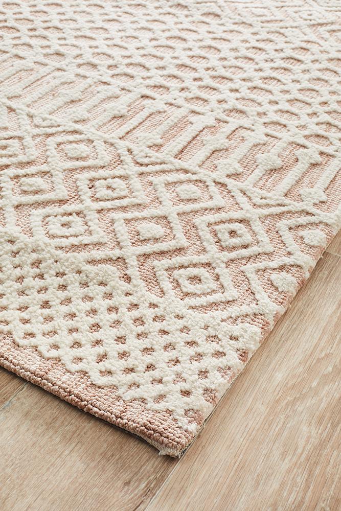Levi Marlyn Peach Ivory Rug