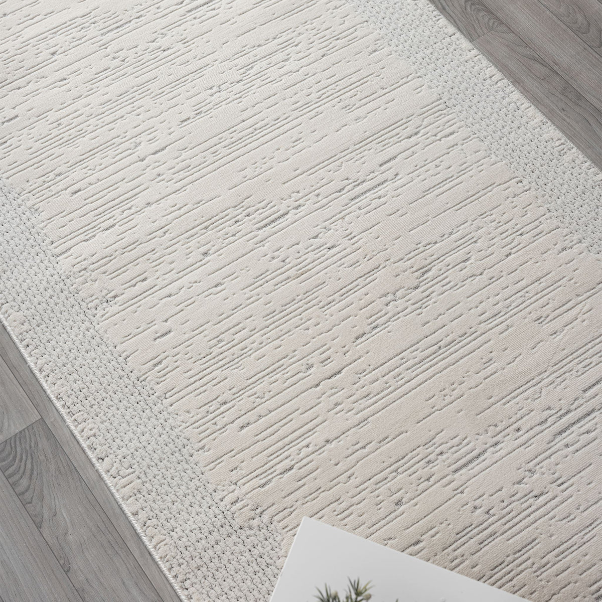 Lavish 715 Ivory Runner by the Metre