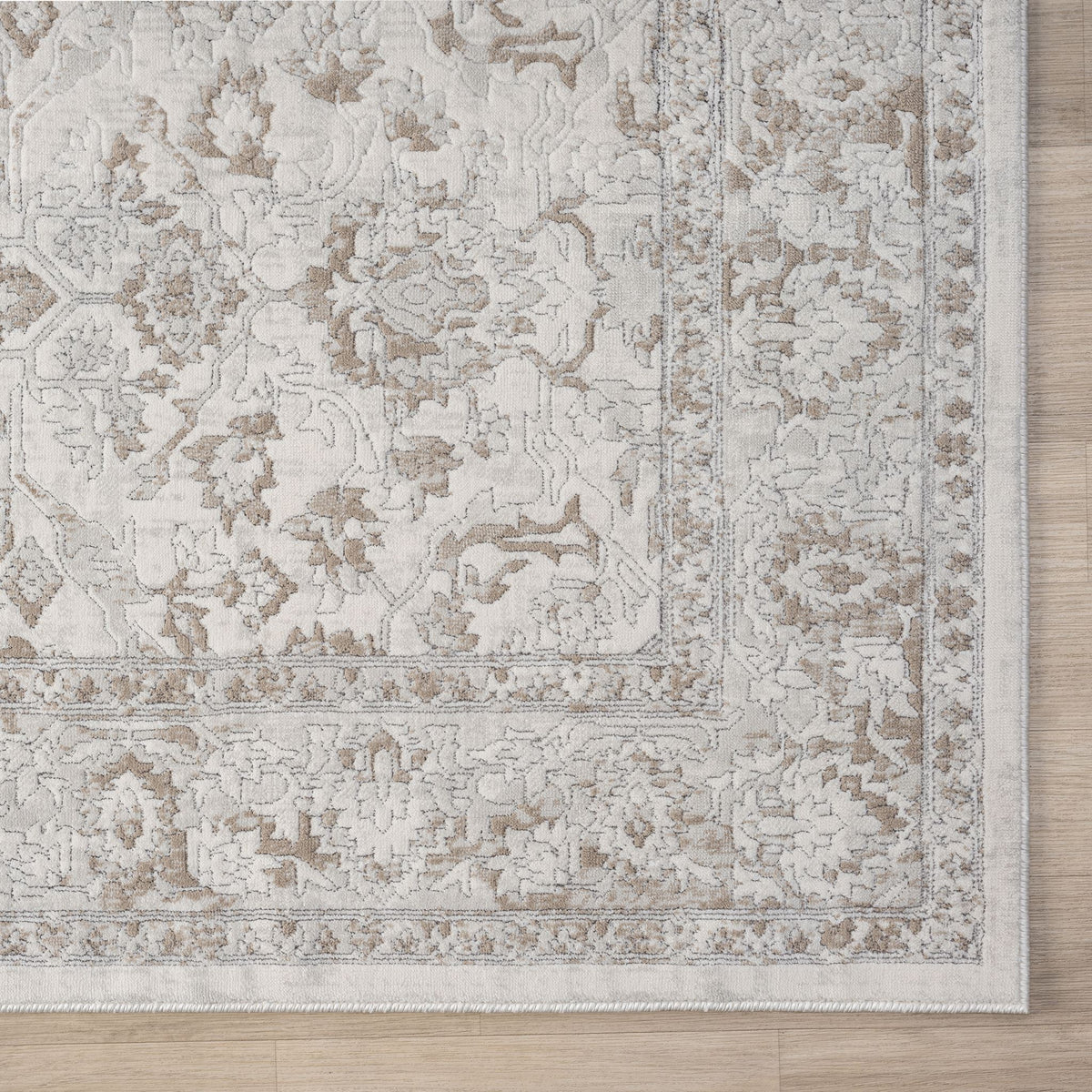 Lavish 716 Pearl Runner by the Metre