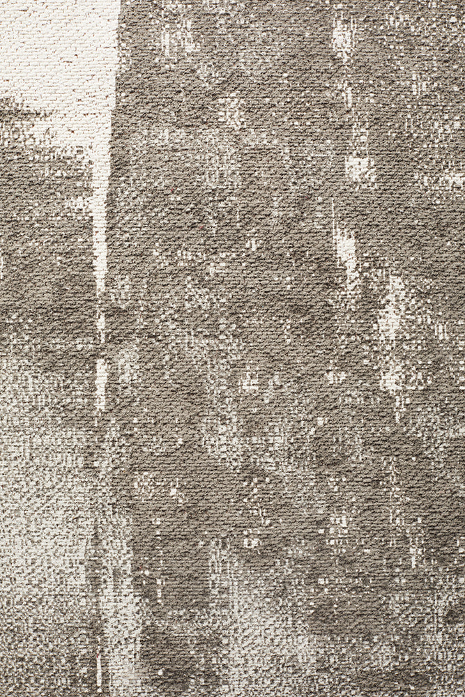 Magnolia 11 Silver Runner Rug
