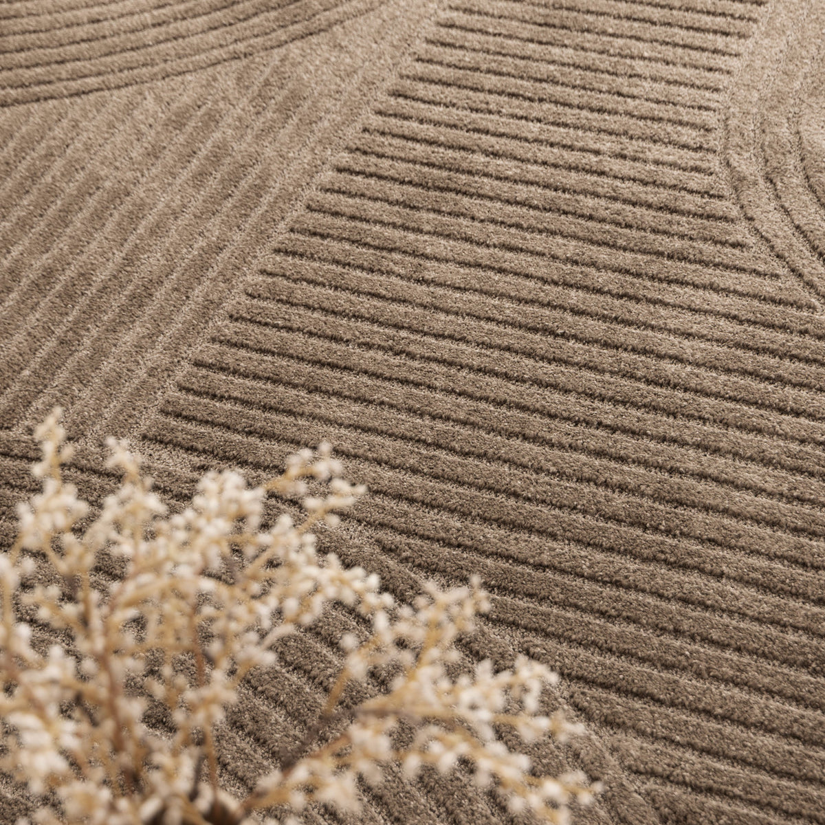 Nessa Brown Arches Rug
