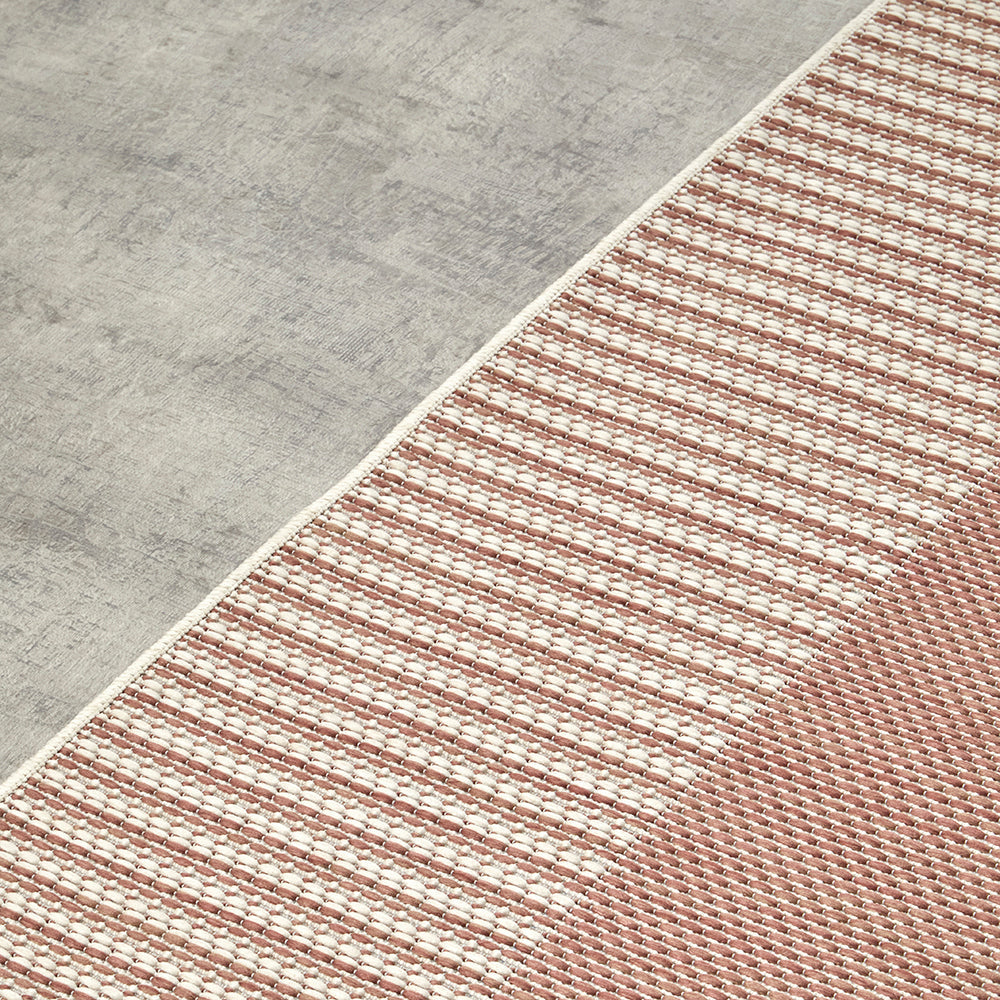 Patio Nero Coral Rug