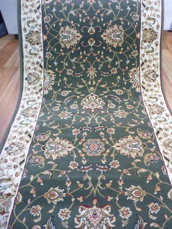 Clearance Hall Runners Heritage Green Allover Soft Feel Pile 80cm Wide End of Roll Edged
