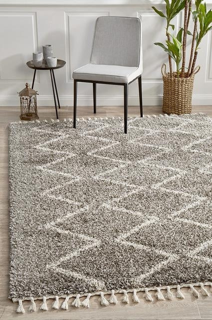 Soft 40mm Thick Fringed Basmati Design Grey Zig Zag Floor Area Rugs and Runners