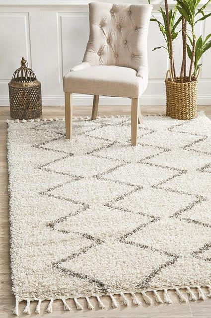 Soft 40mm Thick Fringed Basmati Design Cream Zig Zag Floor Area Rugs and Runners