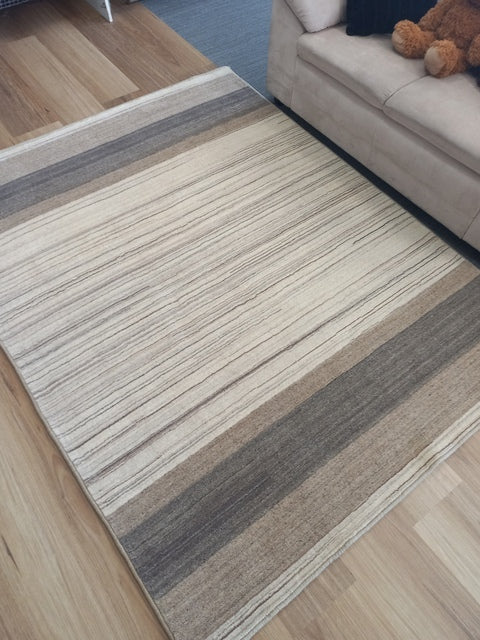 Thick Wool Rugs Hand Loomed Whisper SC103 Natural Edged