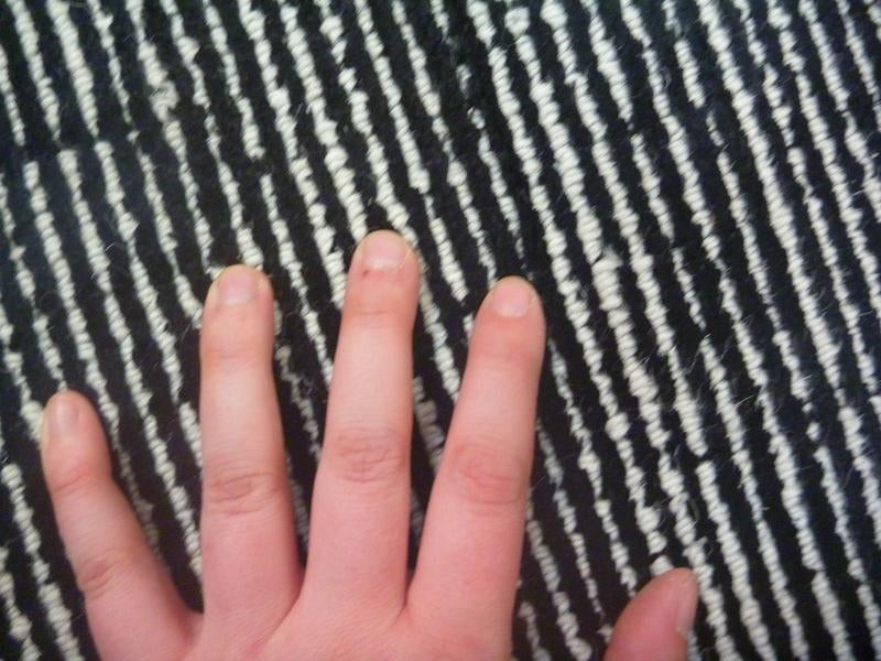 Hand Loomed Art Silk & Wool Hampton Black White Area Floor Rug