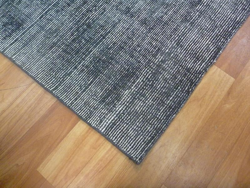 Hand Loomed Art Silk & Wool Hampton Charcoal White Area Floor Rug