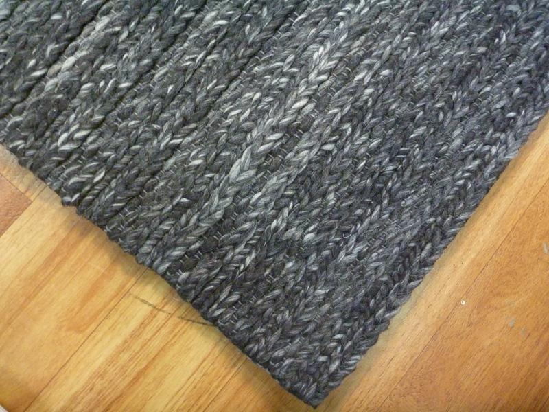 Hand-knotted New Zealand Wool Svend Charcoal Area Floor Rug