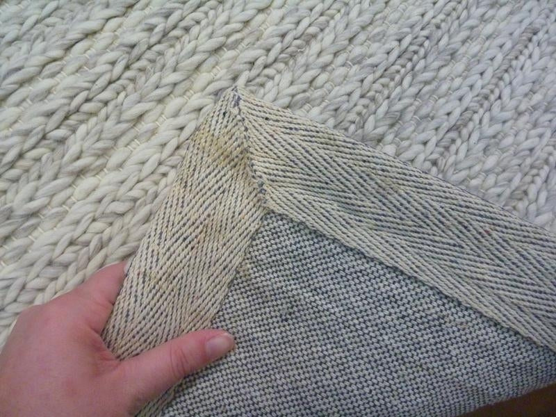 Hand-knotted New Zealand Wool Svend Grey Area Floor Rug