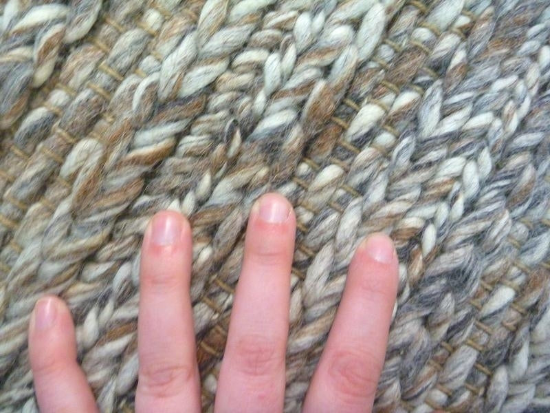 Hand-knotted New Zealand Wool Svend Mocha Area Floor Rug