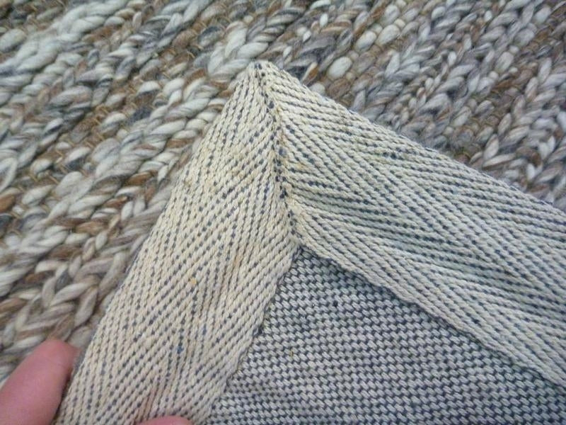 Hand-knotted New Zealand Wool Svend Mocha Area Floor Rug