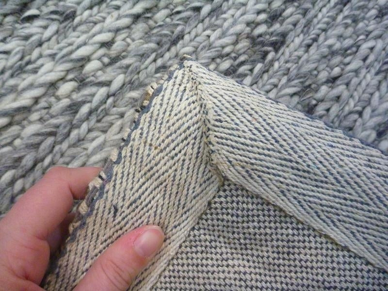 Hand-knotted New Zealand Wool Svend Silver Grey Area Floor Rug