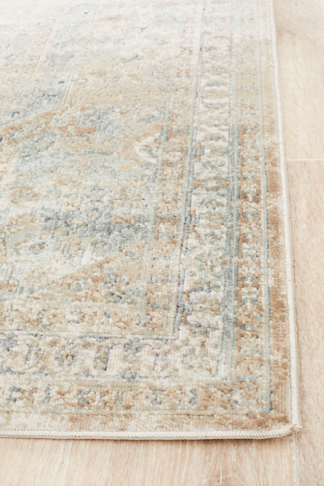 Providence Esquire Central Traditional Beige Runner