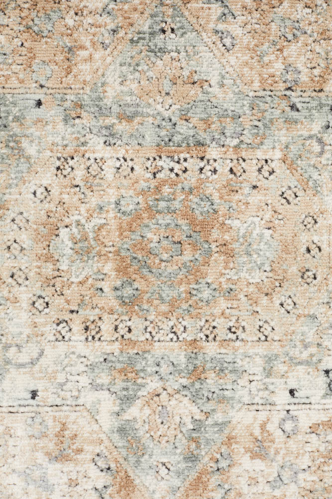 Providence Esquire Central Traditional Beige Runner