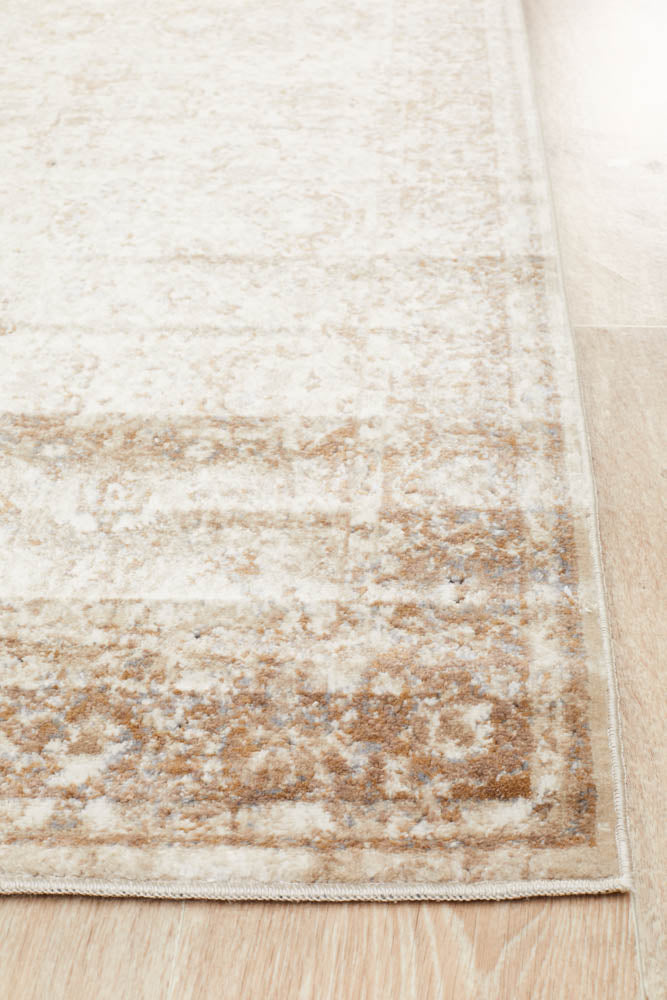 Providence Esquire Ballad Traditional Cream Runner