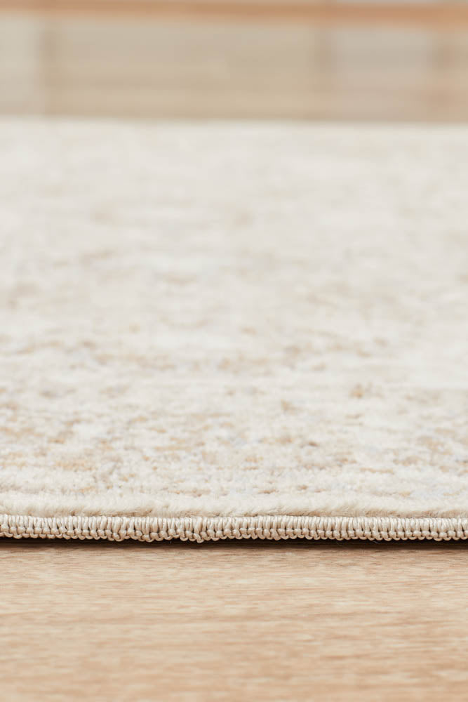 Providence Esquire Ballad Traditional Cream Runner