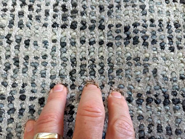 Soft Fine Wool & Viscose Textured Handwoven Silver Area Rug 13mm Thick