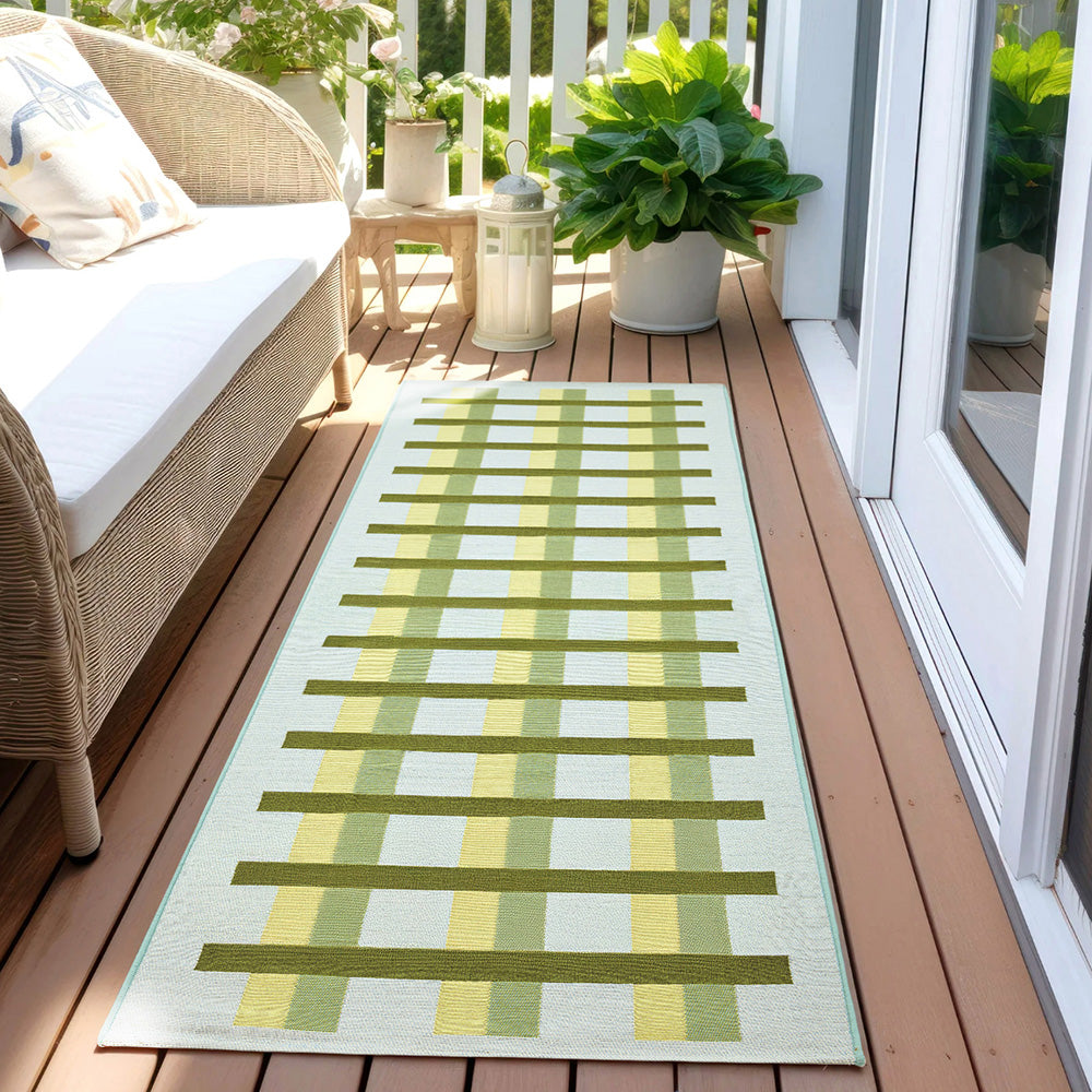 Vista Lattice Green Rug