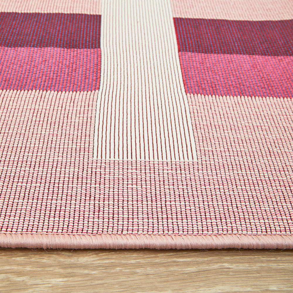 Vista Lattice Pink Rug