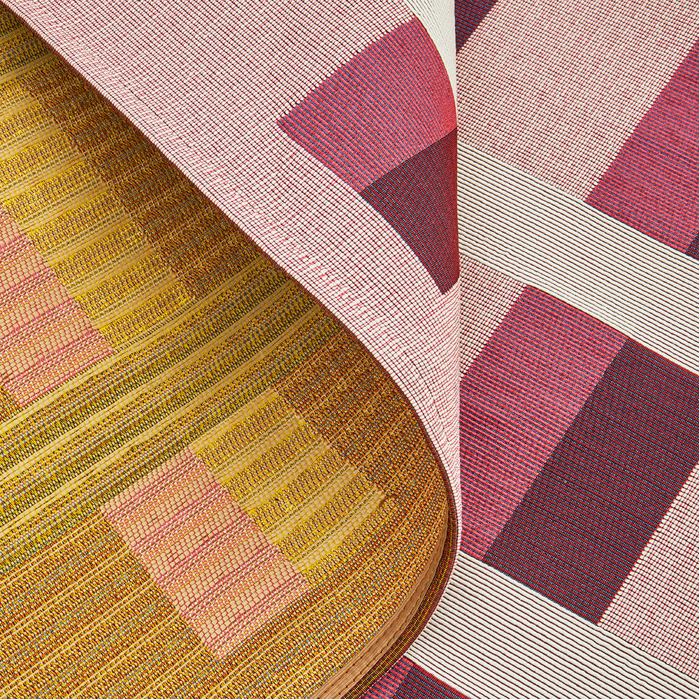 Vista Lattice Pink Rug