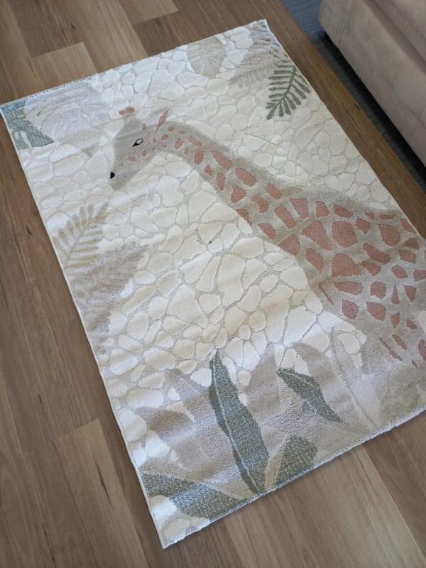 Kids Super Soft Feel Cream Beige Giraffe Dreamscape 14mm Thick Childrens Rugs