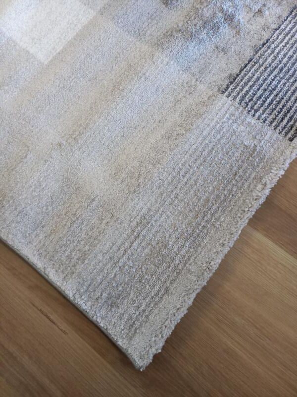 Saphire Daze 20mm Thick Beige & Black High-Low Contemporary Designer Rugs