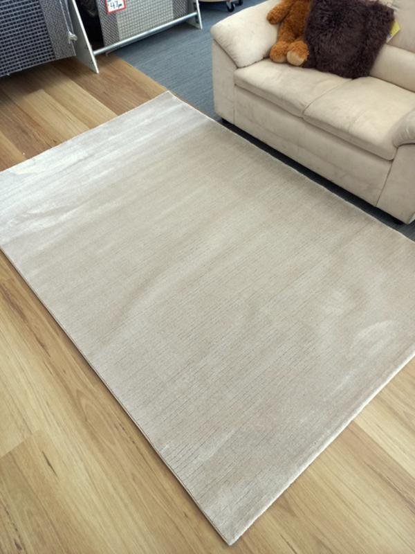 High Quality Modern Plain Super Soft Feel Beige Izmir Plush Pile Floor Area Rugs