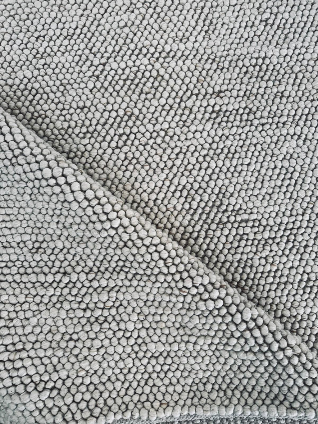 Soft Feel Arlo Ball Pile Grey 20mm Thick Wool n Nylon Floor Area Rugs